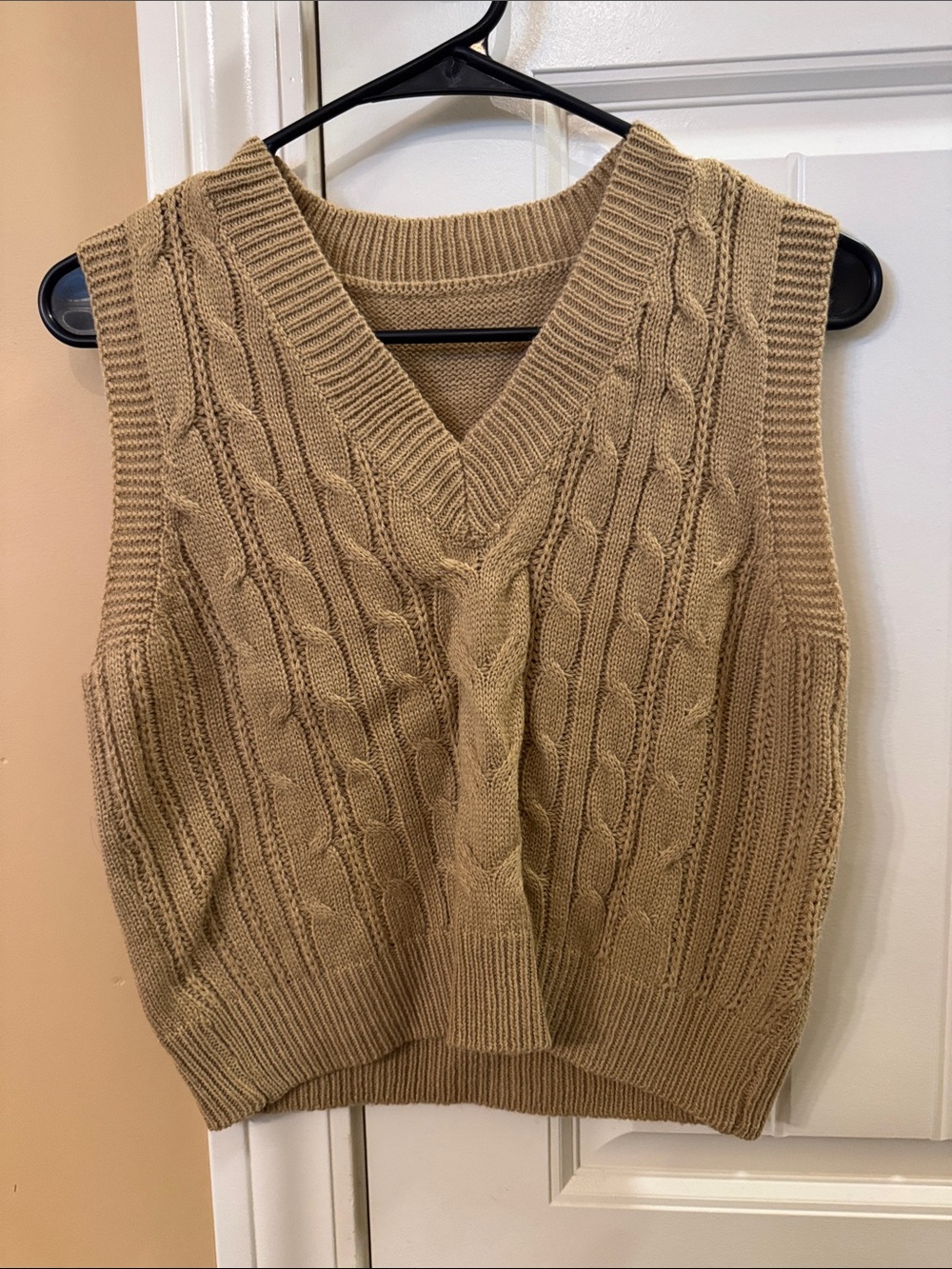 SHEIN Cable Knit V-Neck Sweater Vest - Tan